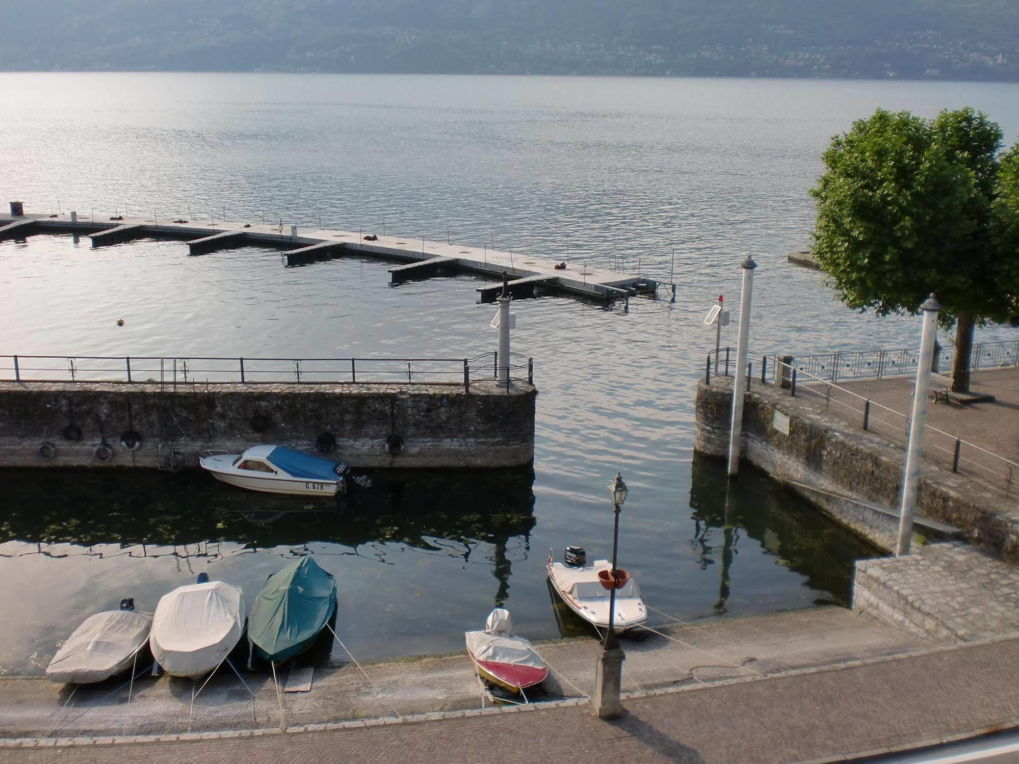 Albergo Del Sole Porto Valtravaglia Luaran gambar